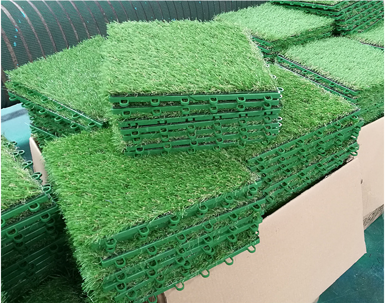18mm 50mm Artificial Putting Green 30x30 Interlocking Grass Deck Tiles