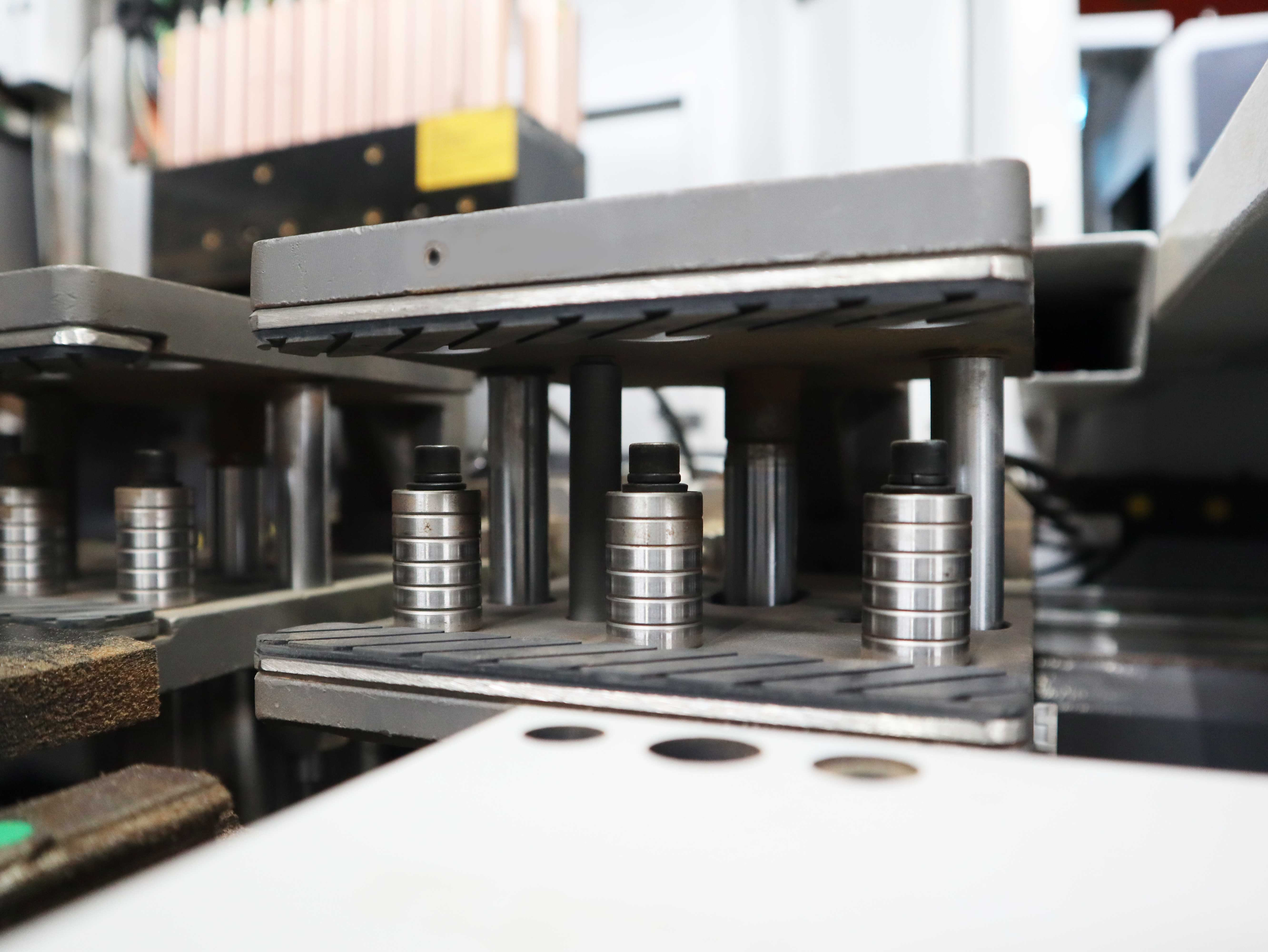 Artificial Board CNC Boring Machine For Wood Hole Cabinet Panel Furniture