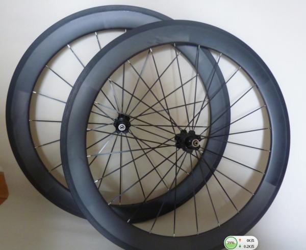 100% hand bulilt Chinese best price60mm carbon clincher wheels for 700c road