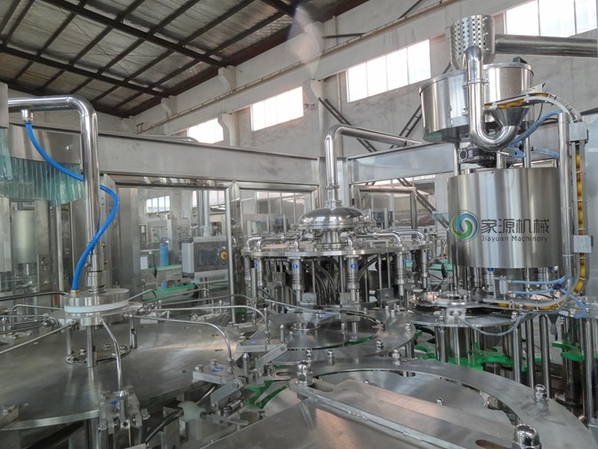 Automatic 5L Edible Oil Filling Machine With Screw Cap , Oil Bottle Filling Machine