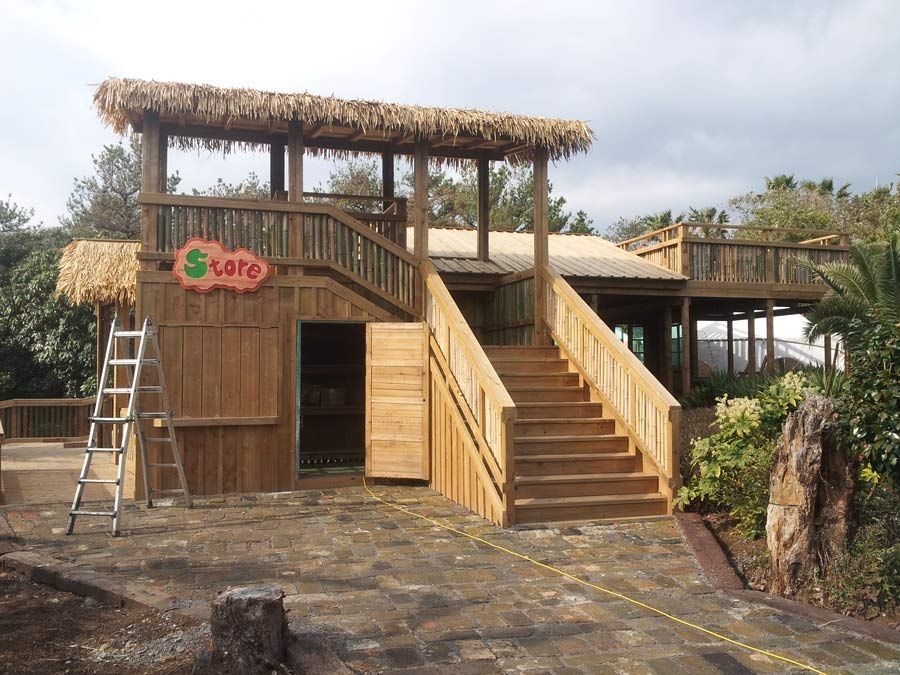 Cheap Price Natural Envirment Decoration Lightweight Thatch Roof Tile