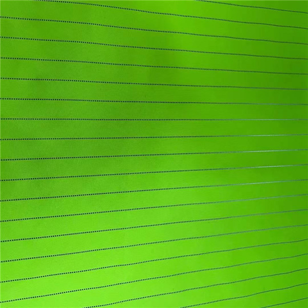Yarn Dyed Winter Jacket Fabric 50DX75D 80gsm 150CM Wrinkle Free