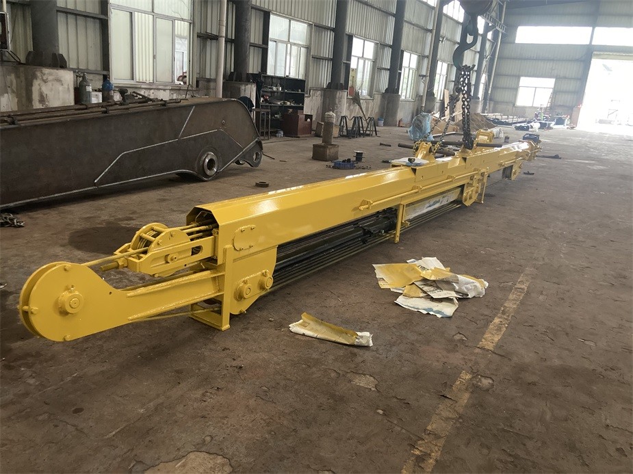 CAT315 Sturdy Excavator Telescopic Boom 25m Long Reach Heavy Duty