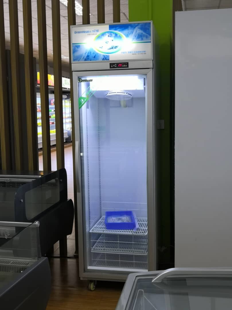 -22℃ Single Door Commercial Upright Display Freezer With 500L Stable Performance