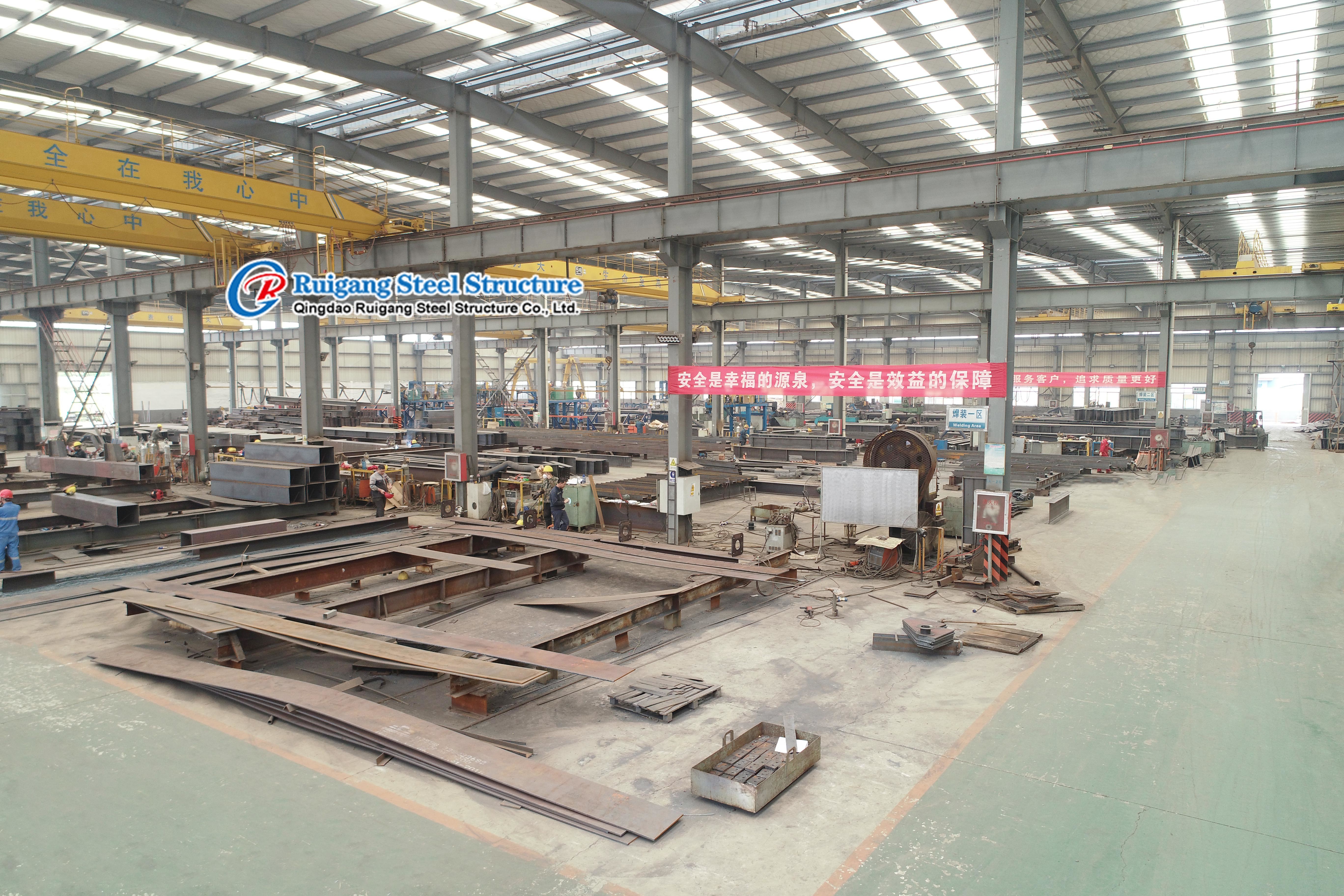 Assembling Prefab Metal Barn Building Large Prefabricated Steel Frame Structure Workshop Warehouse With Office