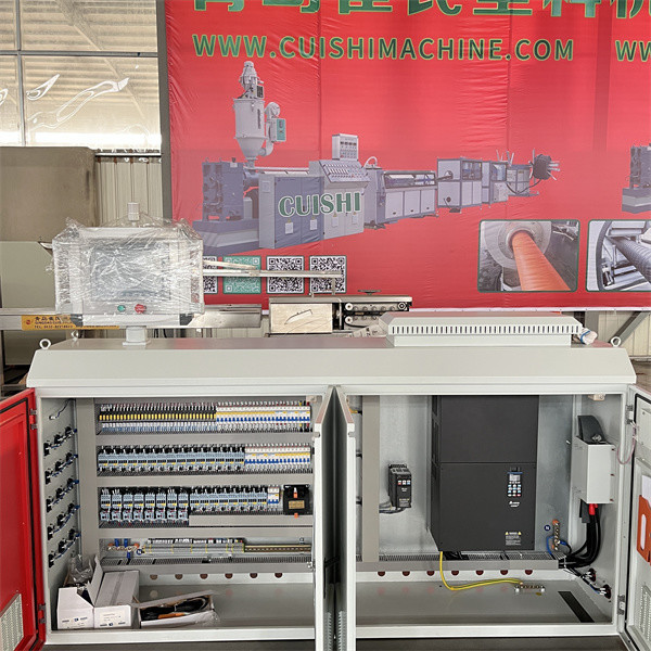 Durable Plastic Pipe Moulding Machine , High Speed PVC Tube Cutting Machine