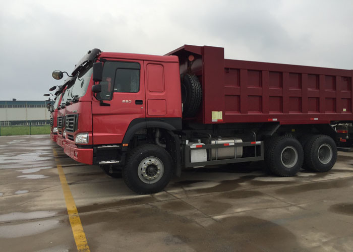 LHD 6X4 SINOTRUK HOWO Tipper Dump Truck Euro 2 336HP Engine HYVA Front Lifting