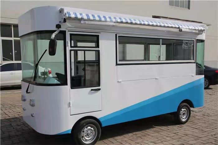 Eco-Friendly Food Truck for Fast Snack Dining Customization Mobile Food Bus