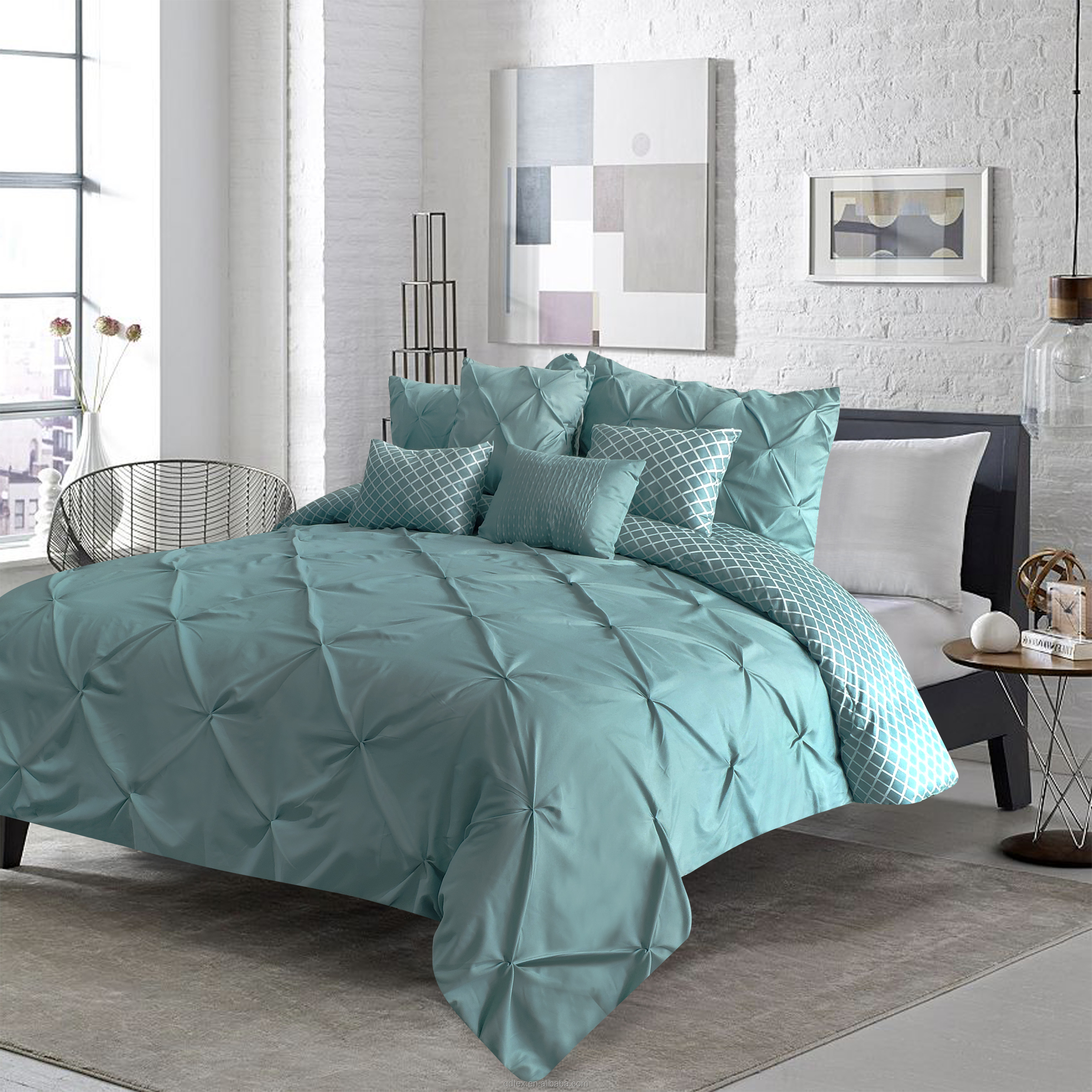 Microfiber Fabric Density Comforter Bedding Set 4 Pieces King Size Luxury Bedding