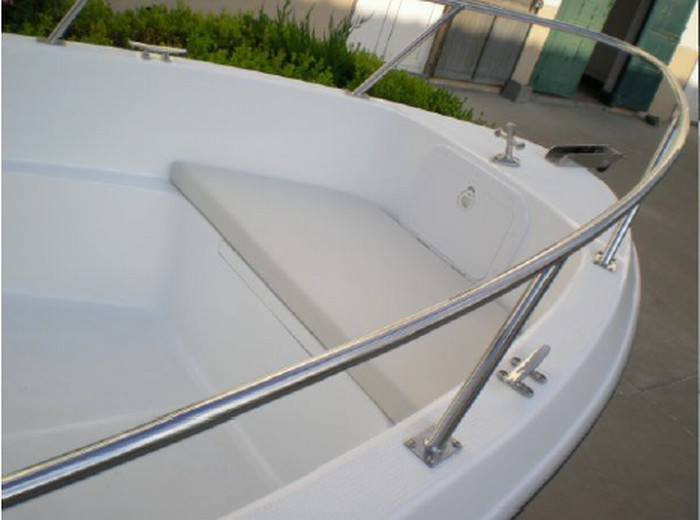 Deep Sea Fishing Boats Move Smoothly , 5m Long 4 Man Pontoon Boat For Fishing Fields