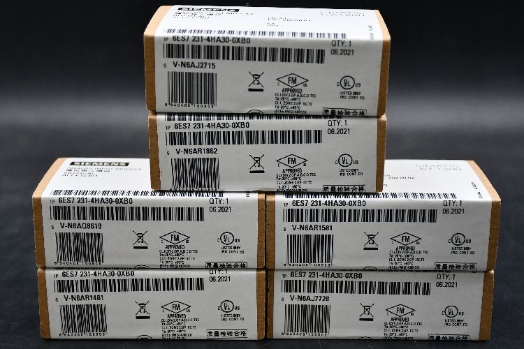Siemens LOGO! 3 Pole Contactor - 20 A, 230 V ac Coil, 3NO + 1NC, 4 kW