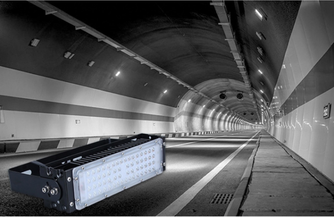 Energy Saving Modular Outdoor LED Flood Light Fashionable Style For Tennis Court