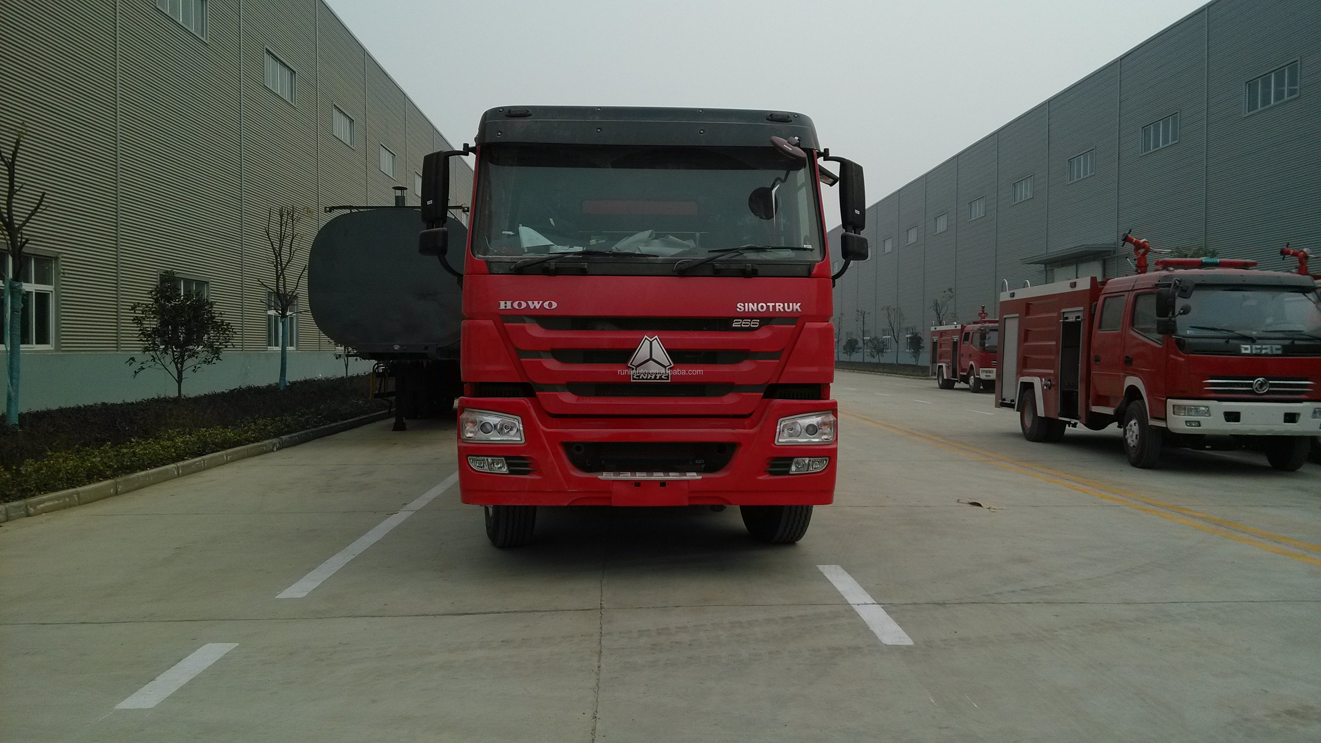 China Fire Rescue SINOTRUK 6X4 Water Foam Fire Fighting Truck for Sale
