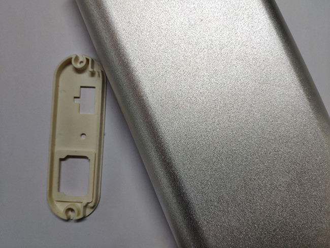 Sandblasting Silver Anodized Aluminium Profile Enclosures For Mobile Power