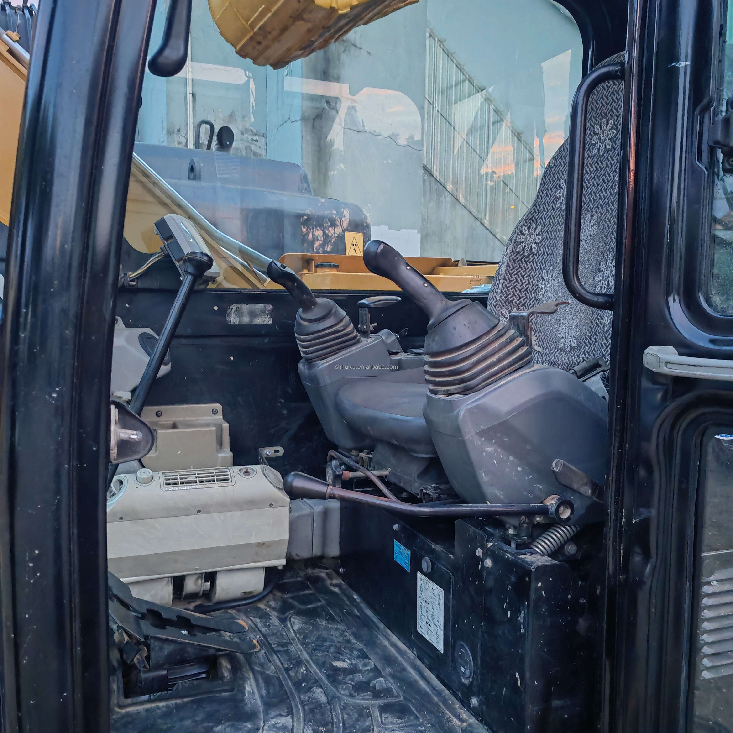 New arrivals used original caterpillar cat 308E excavator New Modle