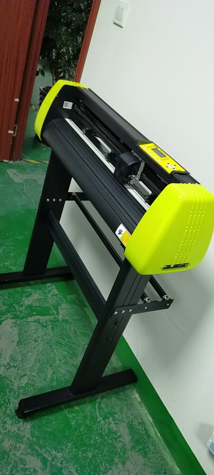 Integrative Sticker Cutting Plotter With Stepping Motor