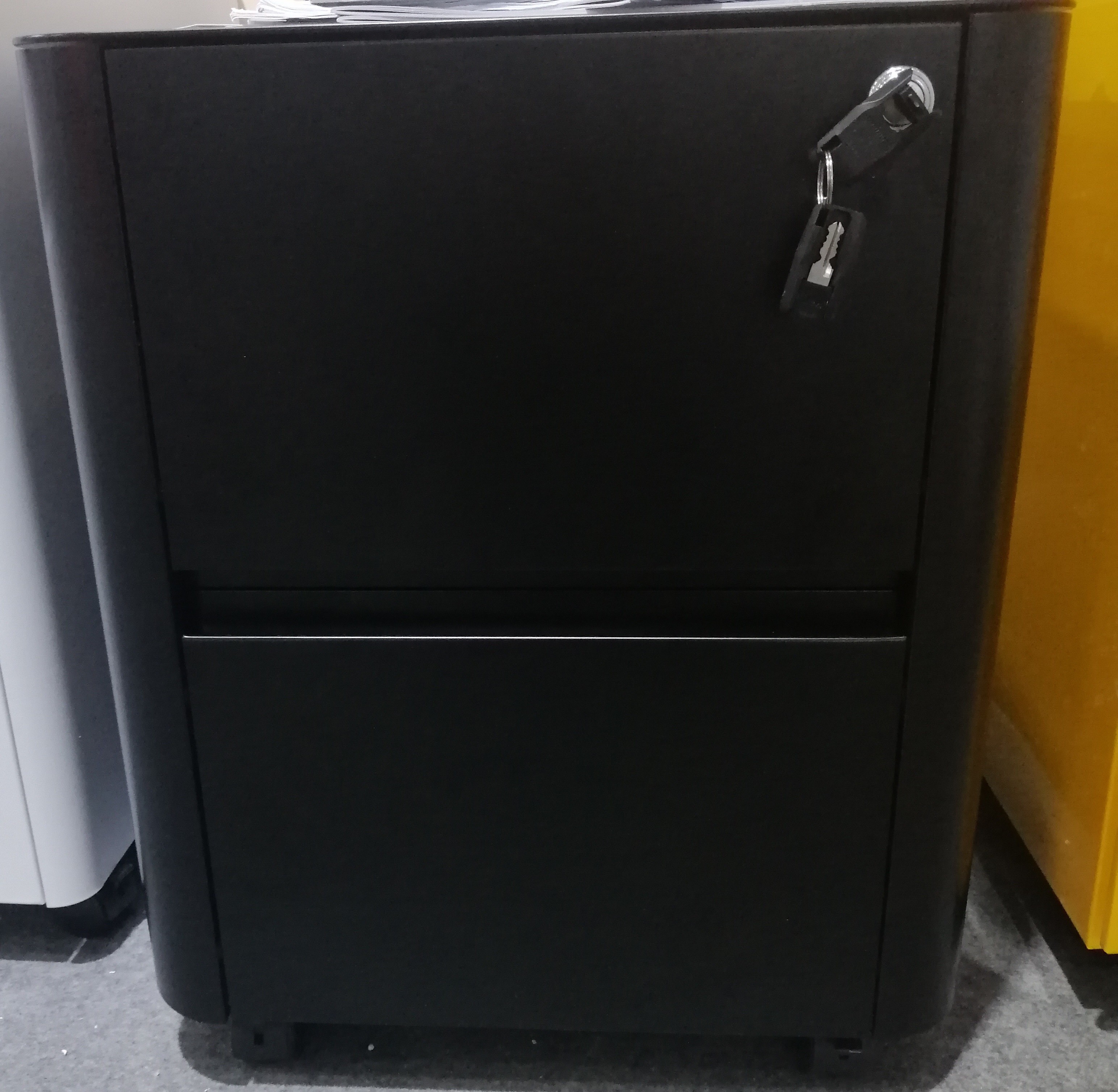 Big Round 3 Drawer Pedestal Mobile Cabinet Manufacturers 0.7mm Thickness
