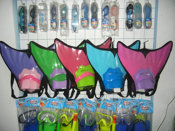 Bright Fabric Little Kid Mermaid Tails Mermaid Tails With Protectors / Monofin