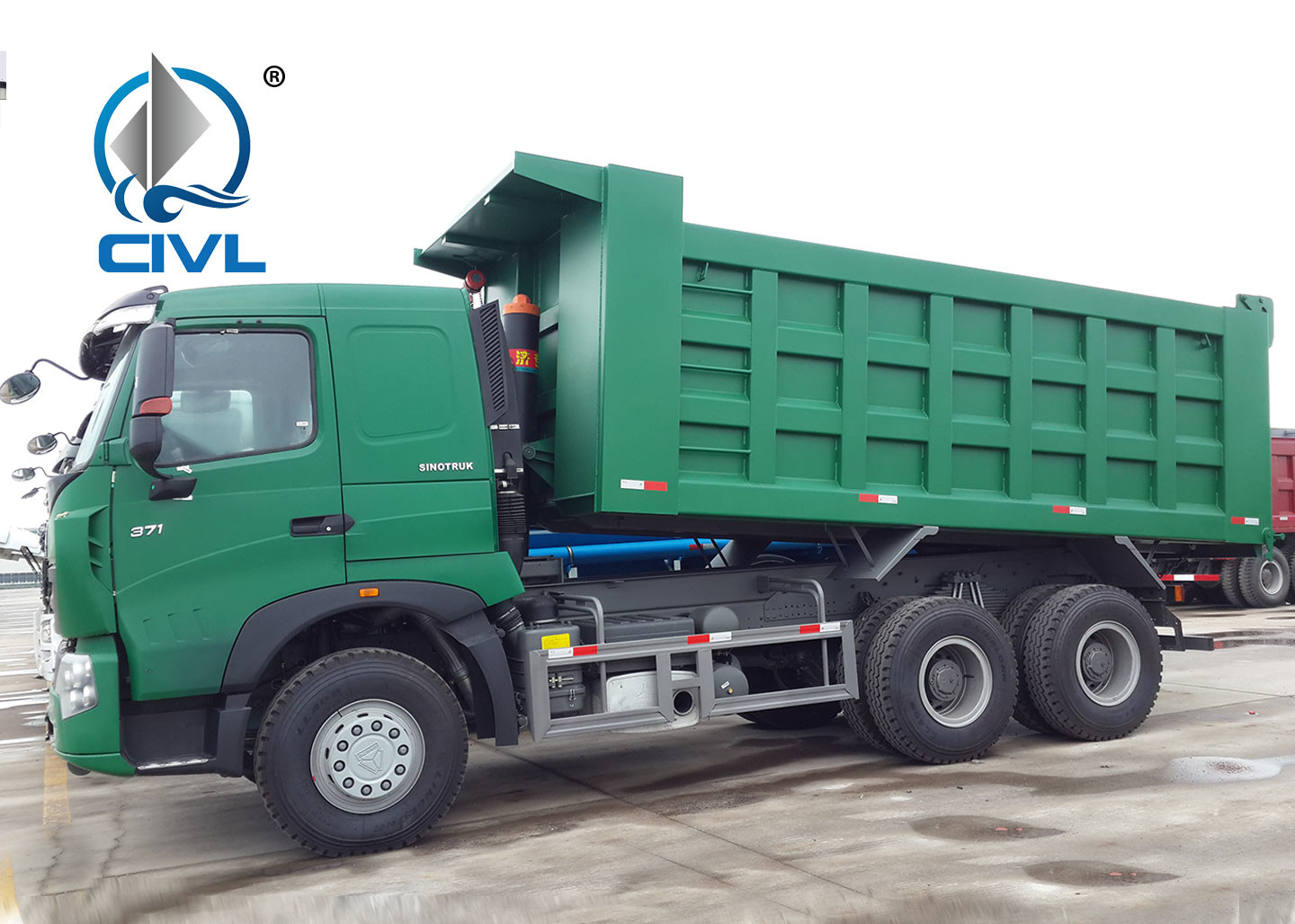 SINOTRUK HOWO 371hp Dump And Tipper Trucks 6x4 For Carry Stone / Sand