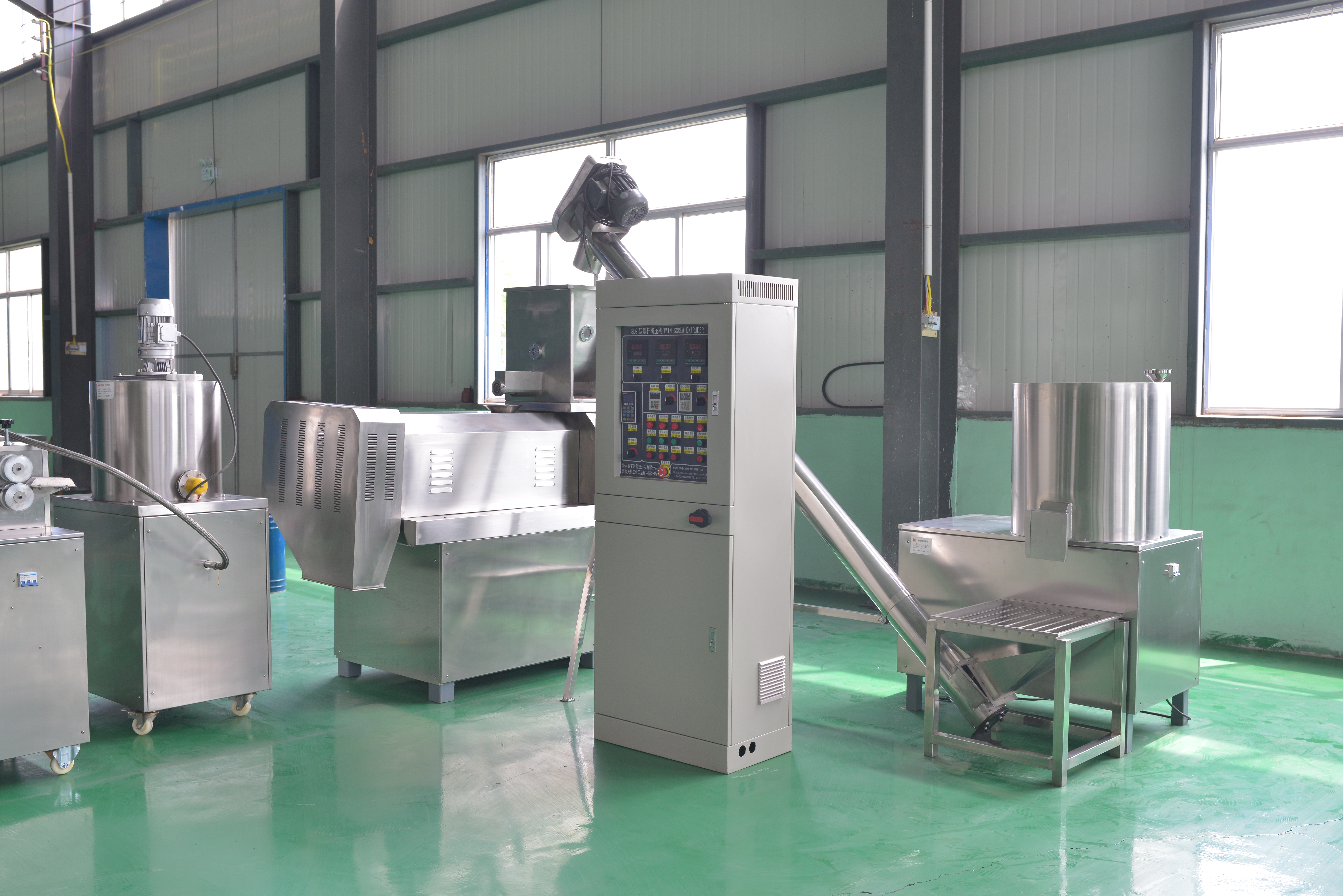 SUS 304 Floating Fish Feed Extruder machine Different molds Easier Operation