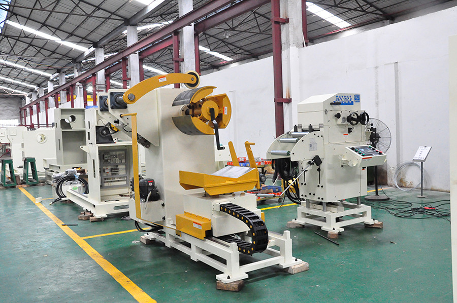 3 in 1 Automated Production Equipment Servo Feeders Decoiler Line for Stamping
