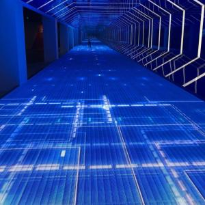  High Stress Resistance P2.976 Indoor Floor Tile LED Display Screen With Interactive Sensor Manufactures