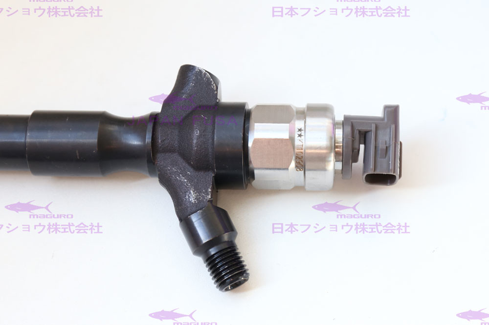 Toyota Hilux Fuel Injector 095000-8290 23670-0L050