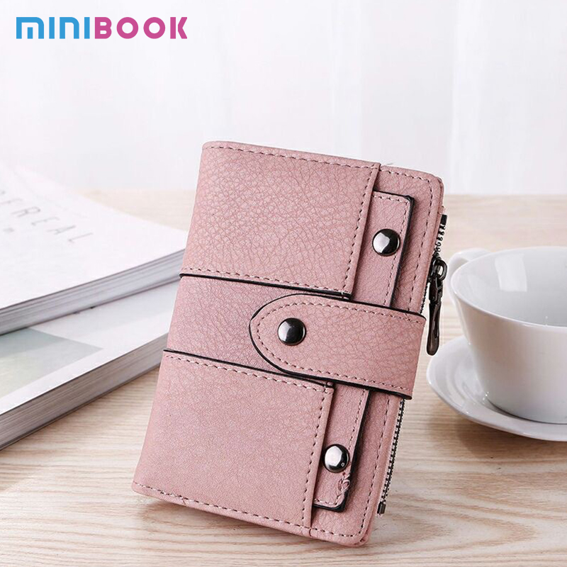 Genuine Leather Classic Men and Women Wallets with Package Size 13.5cm*10CM*2.5CM