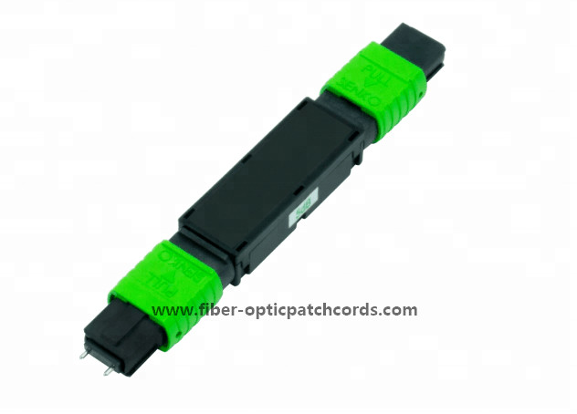 MPO/APC Geen Fiber Optic Fixed Attenuator Plastic Materials RoHS Compliant