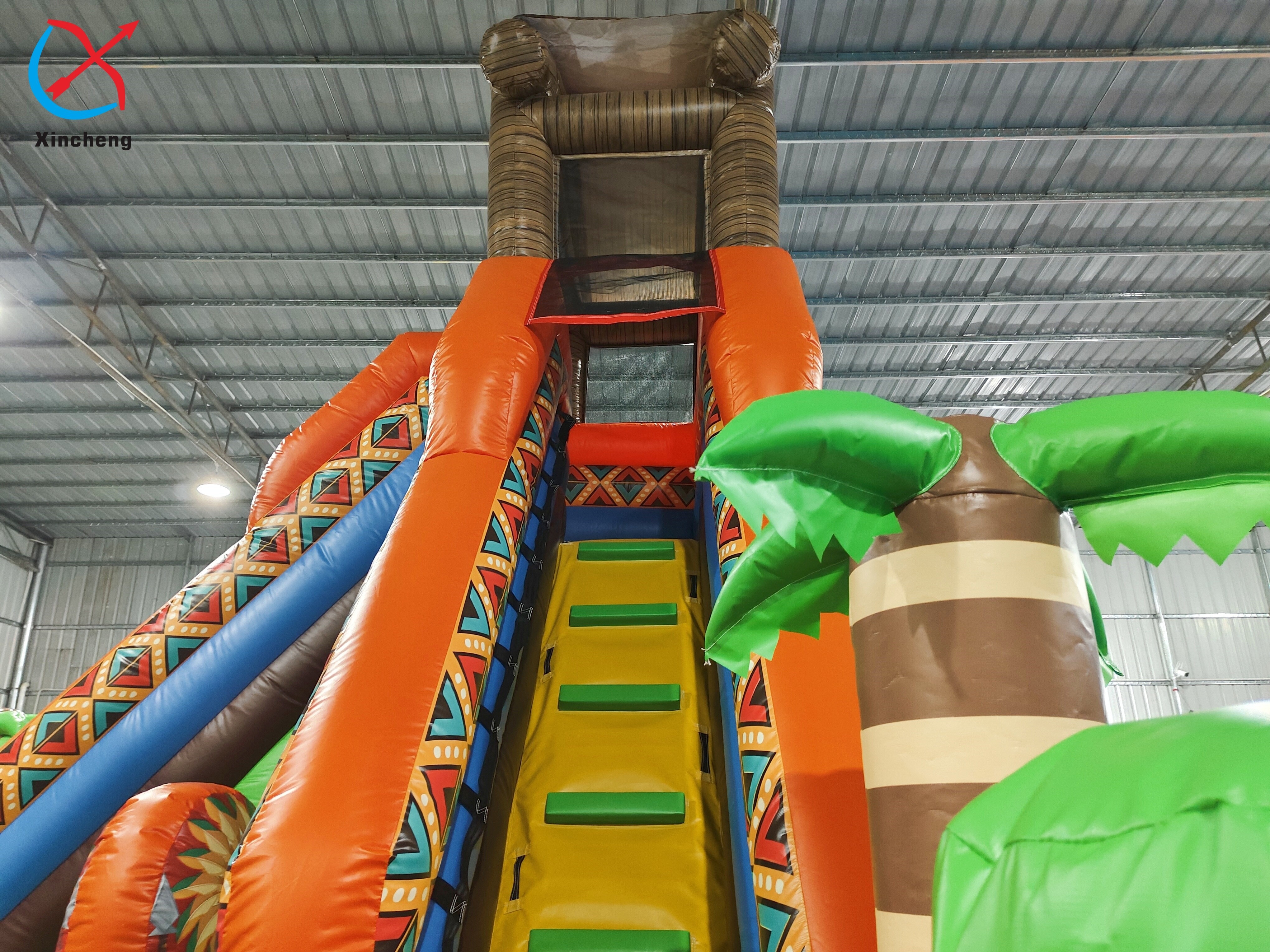 Inflatble Exotic Bouncy House With Internal Slide Combo Jumping Castle