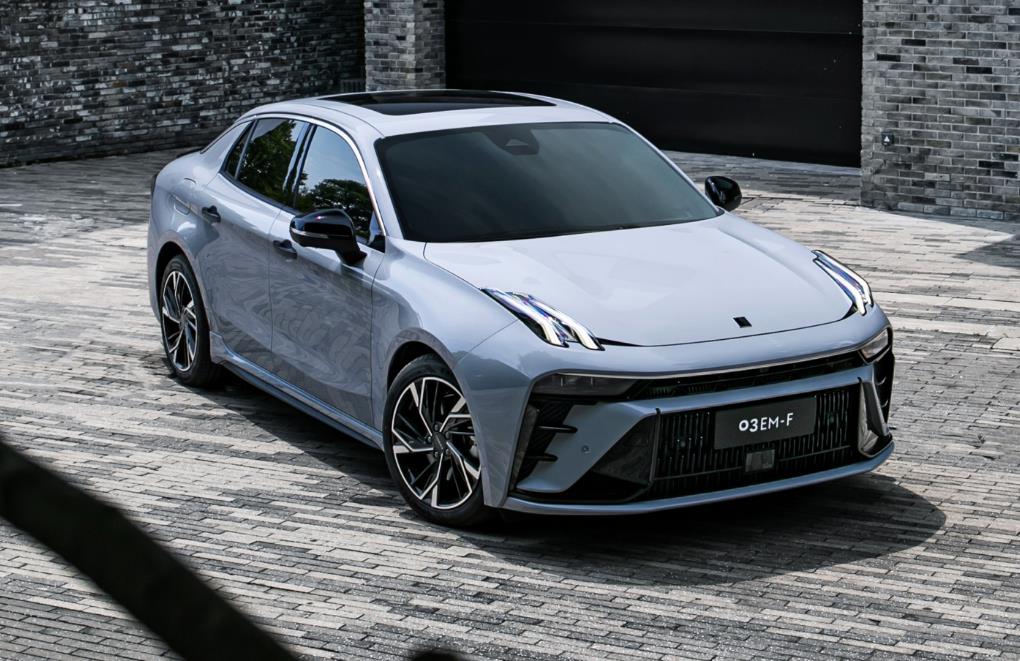 2023 LYNK CO 03 0km 2.0T/L4/254 horsepower 7-speed wet dual-clutch gearbox sedan Environmental Standards Euro V 3 Gear DHT