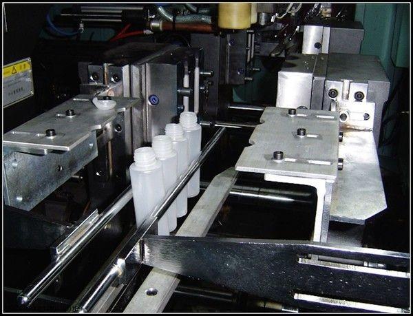 Twin Station Extrusion Plastic Bottle Blow Molding Machine For 1L Eye Drop