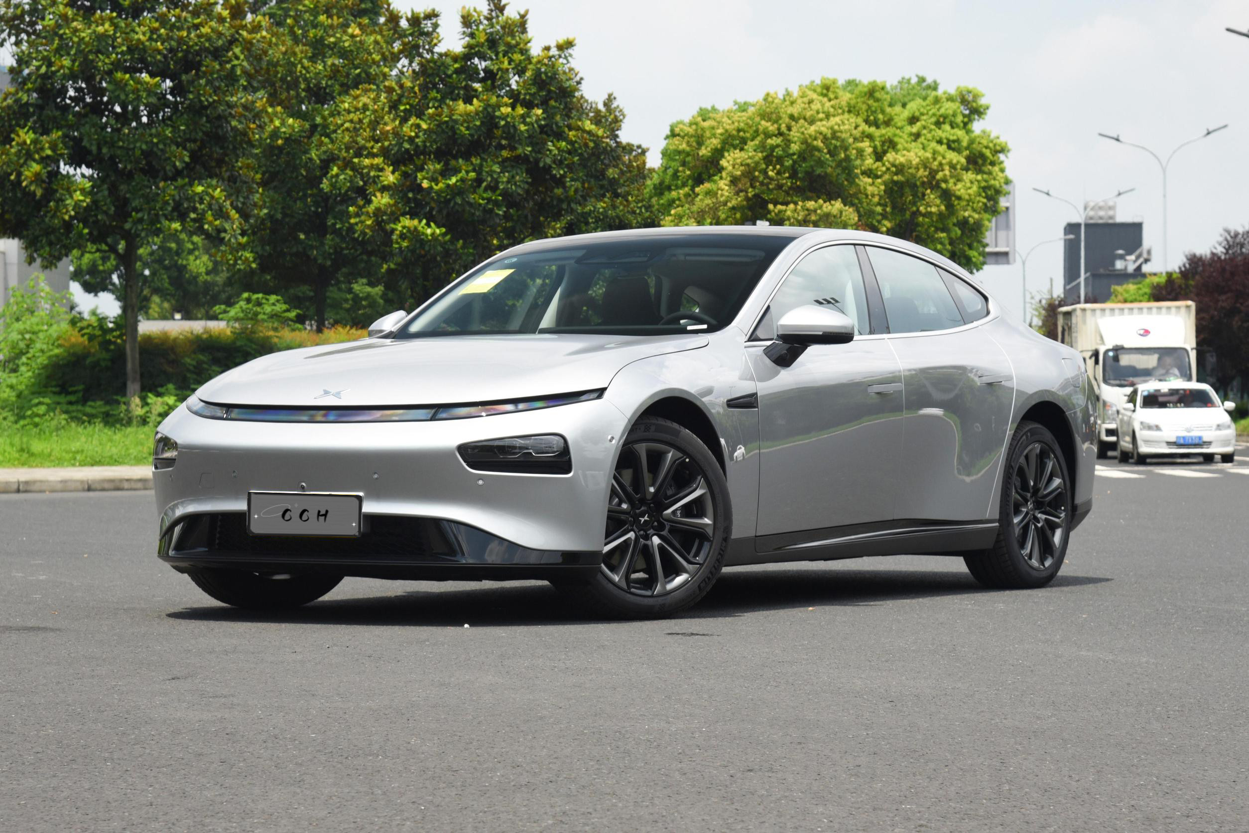 New Energy Car Auto Xpeng P7 2022 586G In Stock 4 Wheel Chinese Cars Electric Vehicle Adult High Speed xiaopeng p7