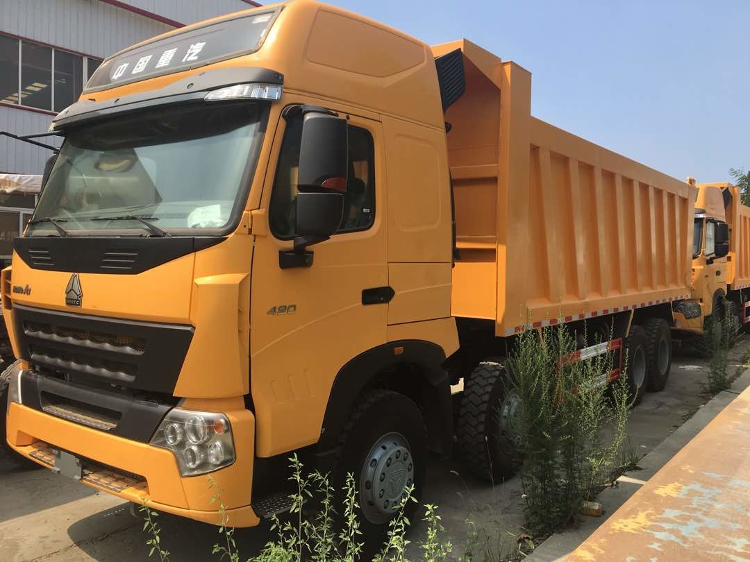 New Tipper Truck 371HP EUROII engine12 Wheels LHD 31tons 30CBM ZZ3317N3567W