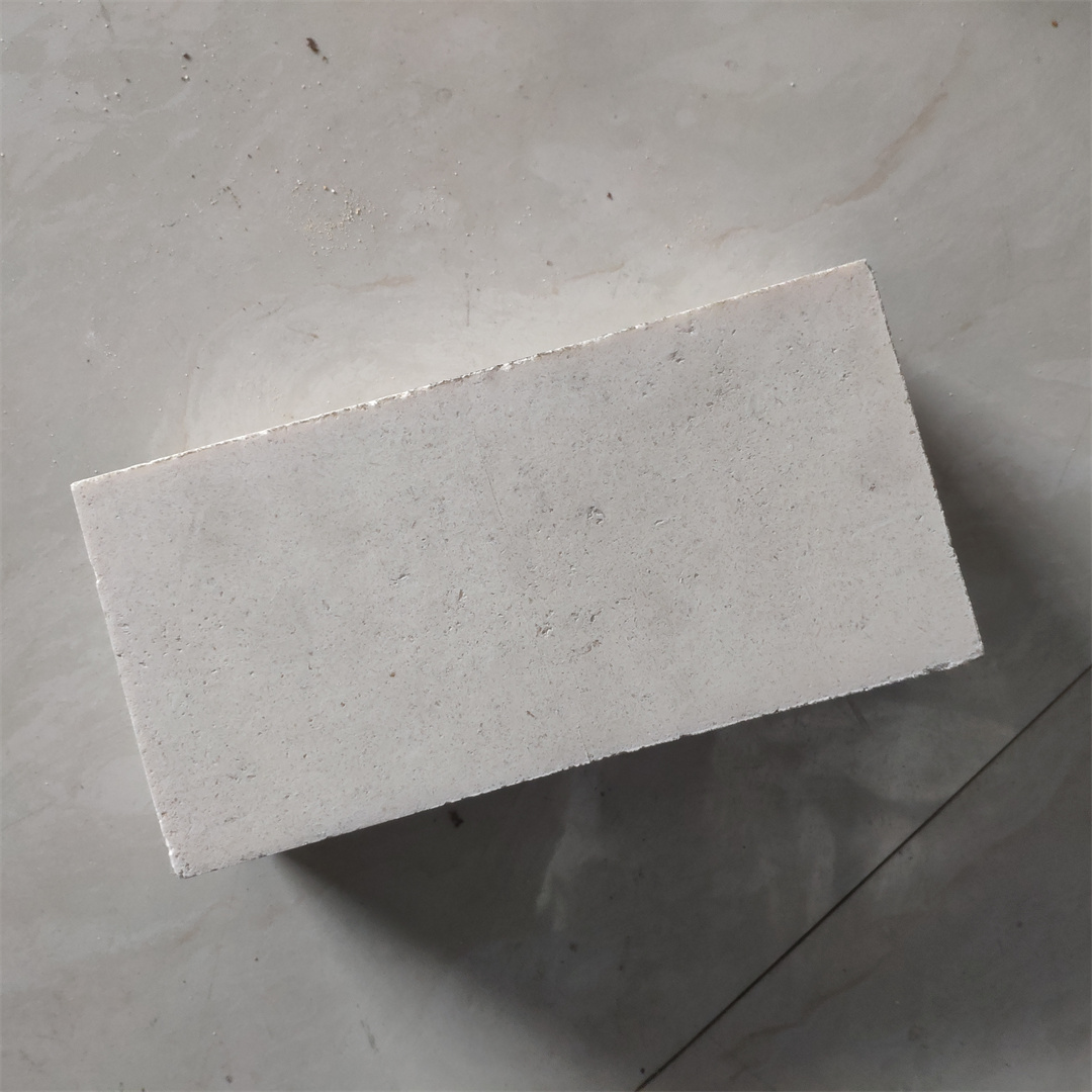 Long Life Sinter Zircon Corundum Brick for Glass Kiln in Customers' Requirement Size