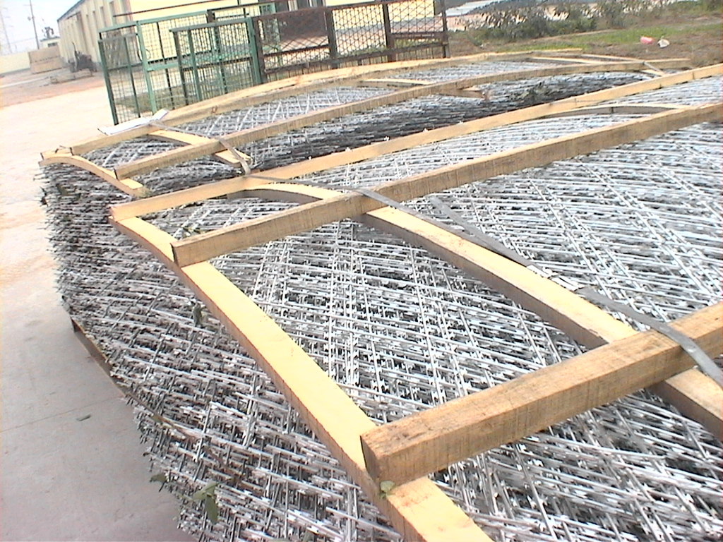 welded razor wire mesh