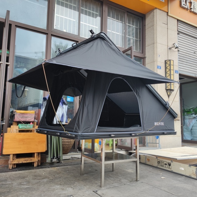 Car Truck Camping Aluminum Hard Shell Roof Top Tent With Water Tank and Solar Panel