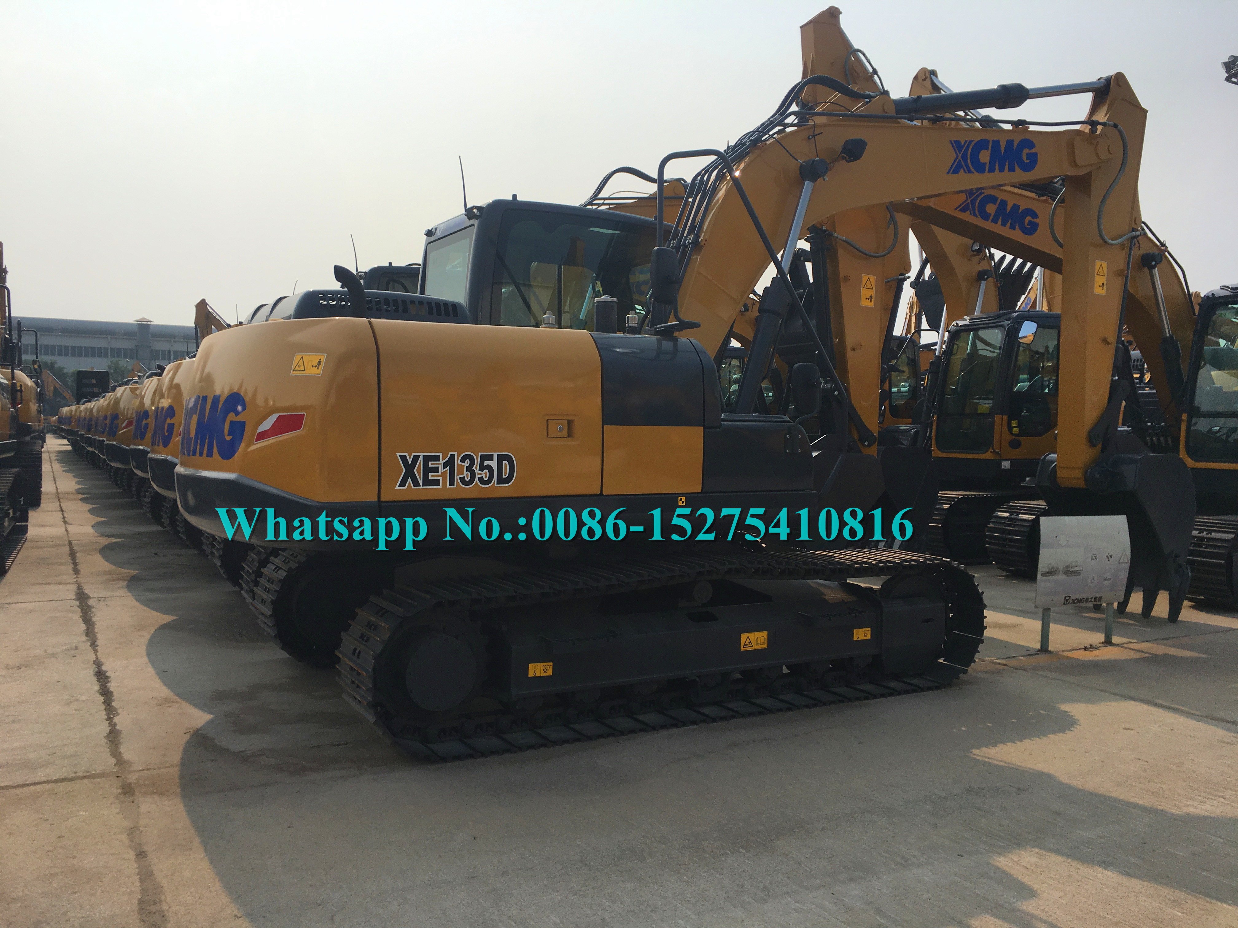 ISUZU Engine XCMG Construction Machinery , 13 Tonne Digger CE Certificate XE135B