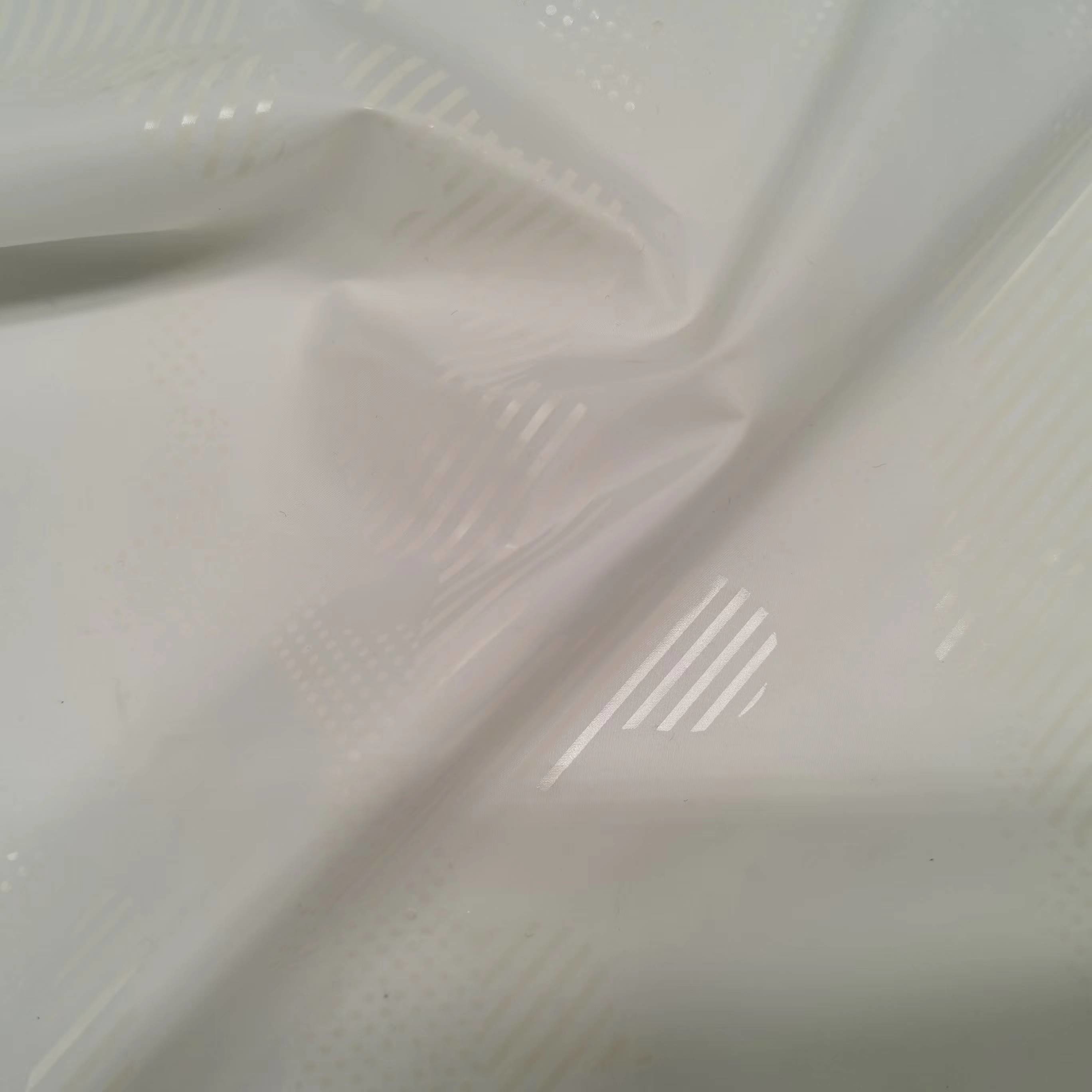 100% Polyester Wind Breaker Fabric 50Dx50D 66gsm 150CM Water Proof