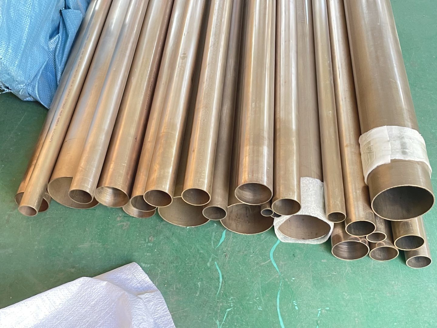 Nickel Alloy Pipe SMLS ASME B36.19 SB622 UNS N06022 S160 3" Pipe