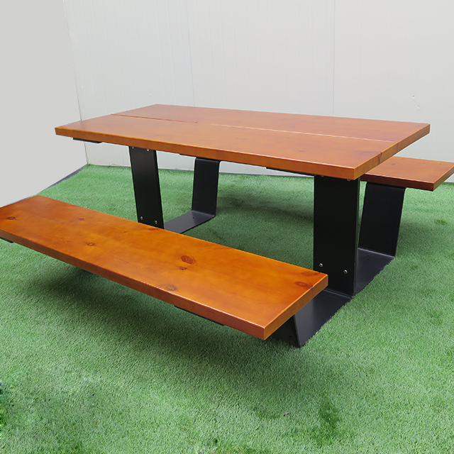 Custom Make Outdoor 1.8M Galvanized Steel Wooden Picnic Table Strong Heavy Weight