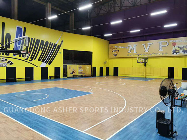 Indoor PVC Sports Flooring Abrasion Resistant For Badminton Court