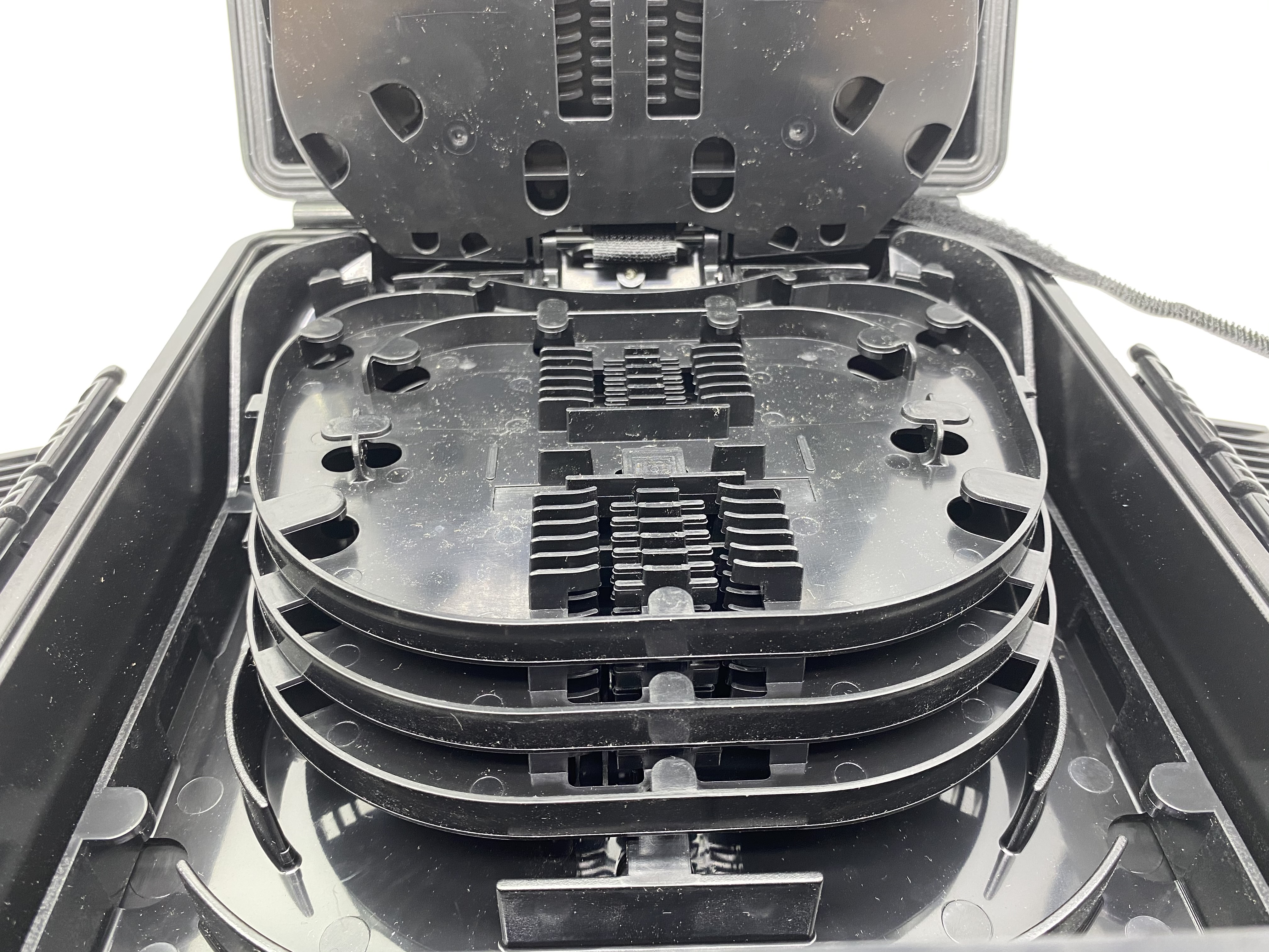 32Ports IP65 Protection Black Fiber Optic Splitter Box for Feeder and Drop Cable Connection