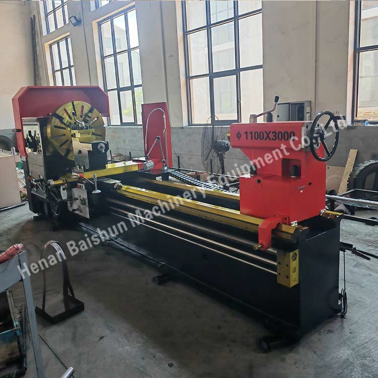 Precision Table CW61110 Medium Manual Horizontal Parallel Mechanical Metal Lathe