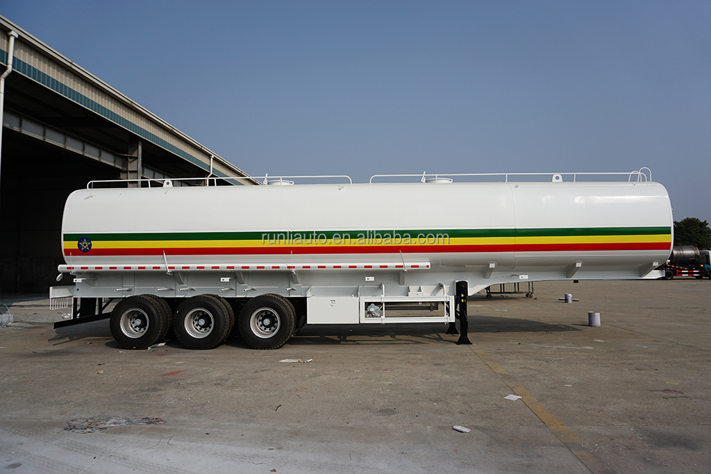 40000 Litres 3 Axle Fuel Tank Semi Trailer Four Compartments Heavy Duty Load