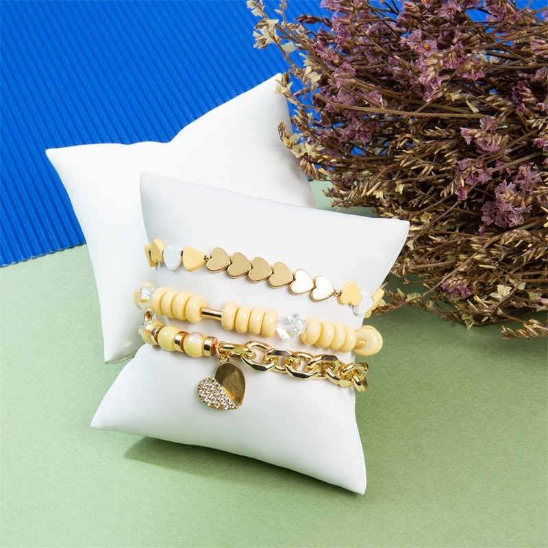 Bright Yellow Half Chain Half Beads Bracelet With 14k Gold Zircon Love Heart Pendant