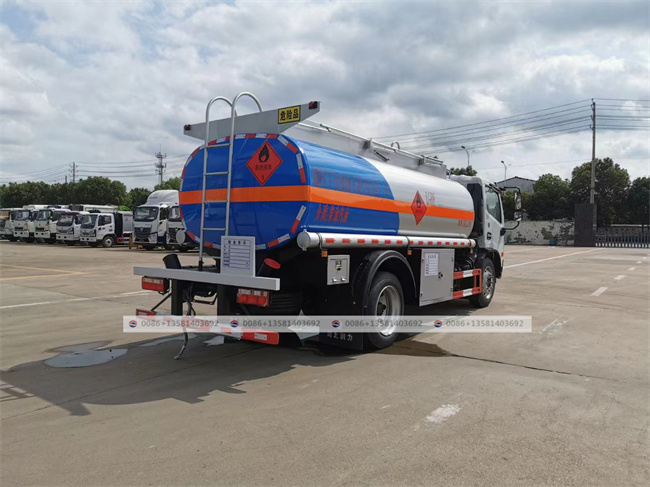 DFAC Diesel 4x2 Fuel Tank Truck 6 Wheels 10000 Liters Capacity Oil Tank Trucks