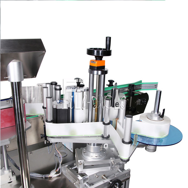 Touch Screen SUS304 Round Bottle Labeling Machine