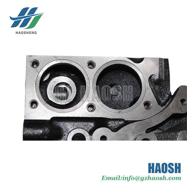 Cylinder Head Assembly For Isuzu NPR 4HE1 8-97358366-0 8-97358366-1 8973583660 8973583661