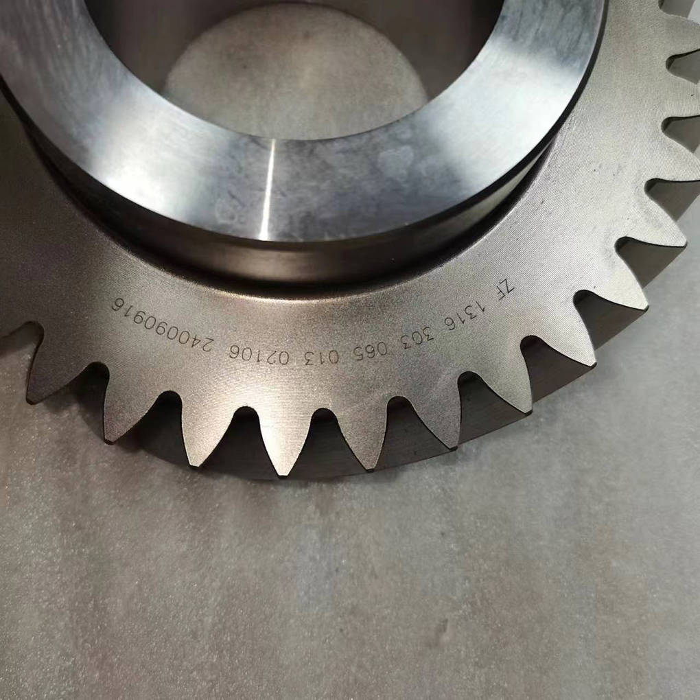 16s151 16s181 16s221 Transmission Gear Auto Parts 1316303065 for Filter System Maintenance